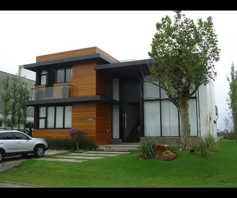 Projeto com esquadrias de PVC Cabral em Porto Alegre